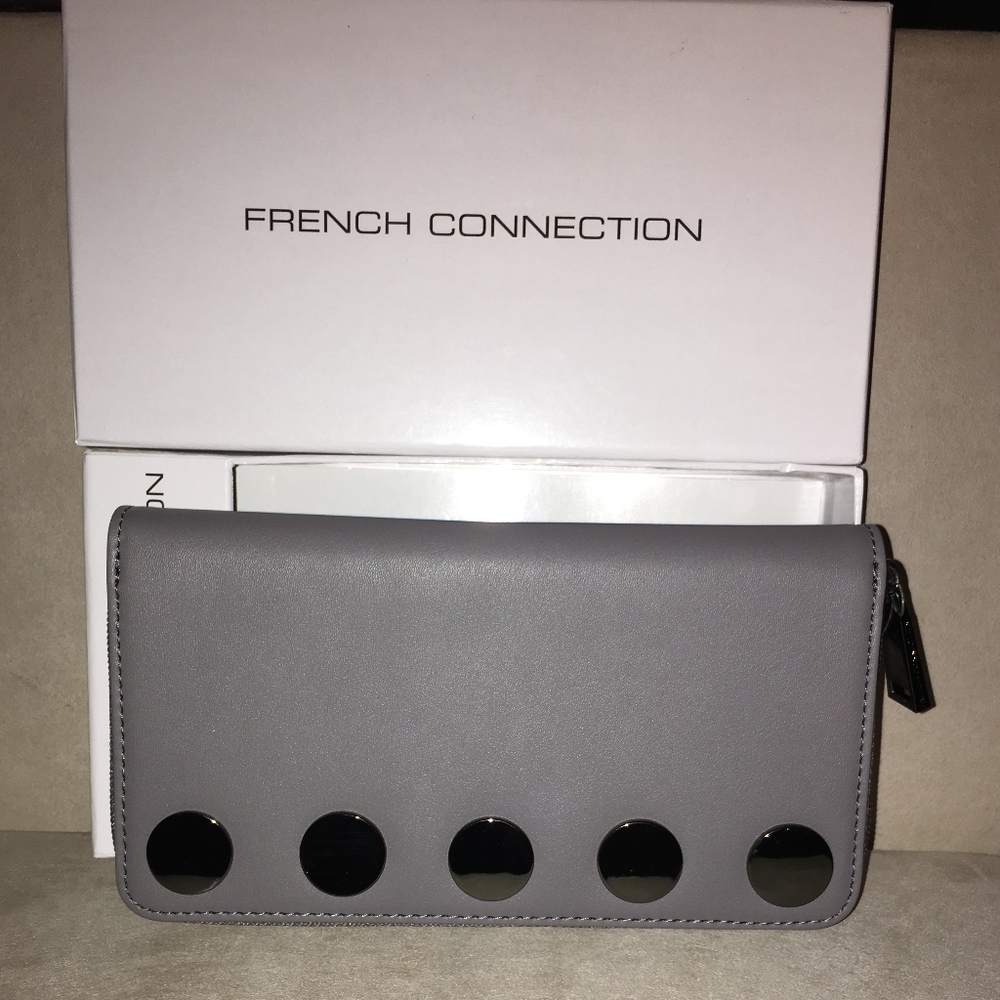 NWT - FRENCH CONNECTION ACCORDION WALLET - GRAY